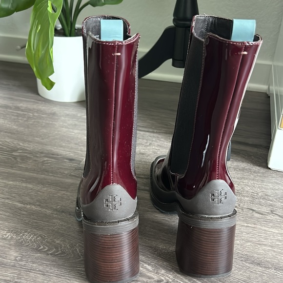 TORY BURCH boots - Picture 3 of 8